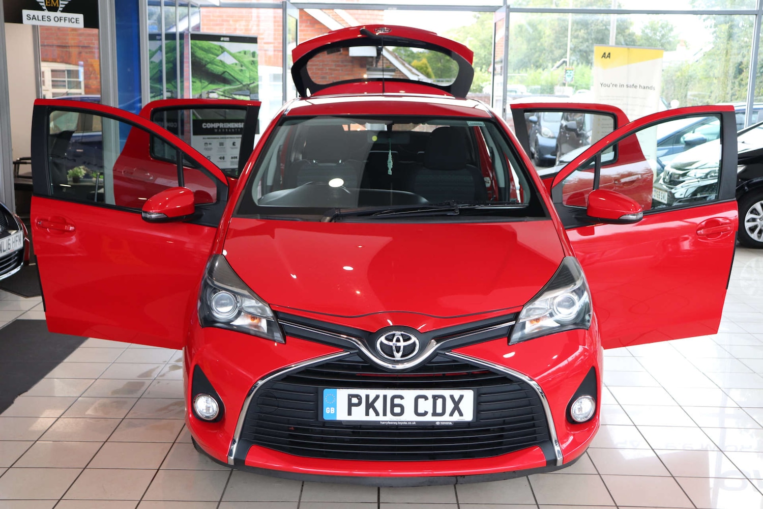 Used Toyota Yaris 2016 for sale - 76600835: Photo 13