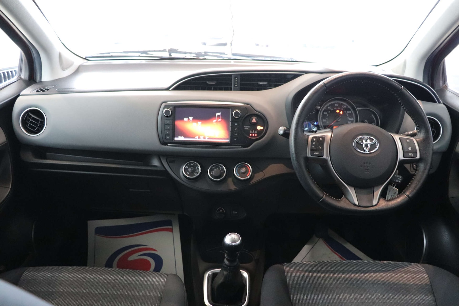 Used Toyota Yaris 2016 for sale - 76600835: Photo 14