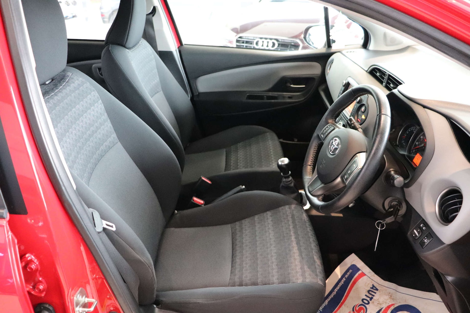 Used Toyota Yaris 2016 for sale - 76600835: Photo 18