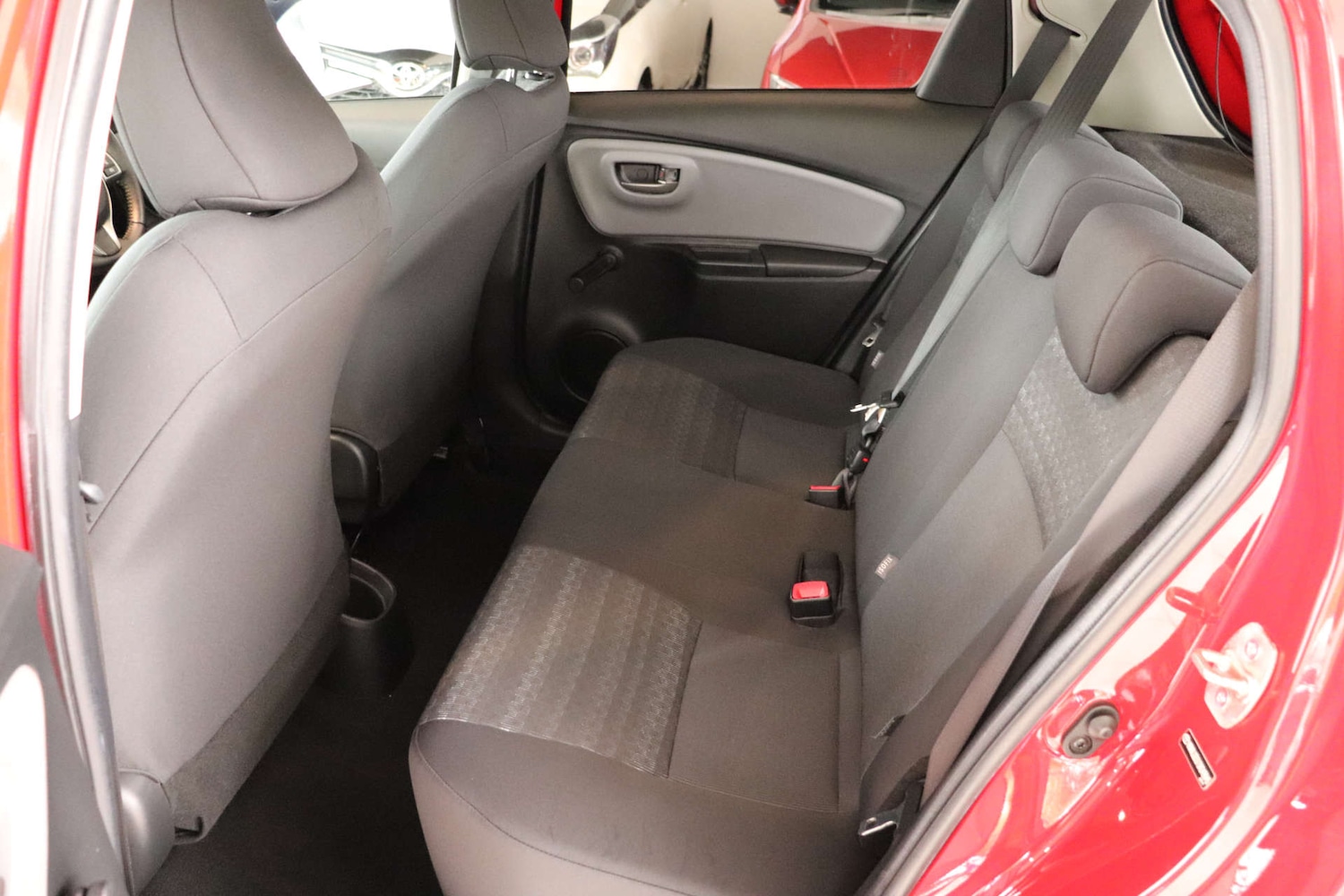 Used Toyota Yaris 2016 for sale - 76600835: Photo 29