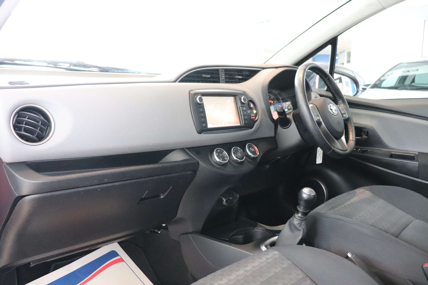 Used Toyota Yaris 2016 for sale - 76600835: Photo 4