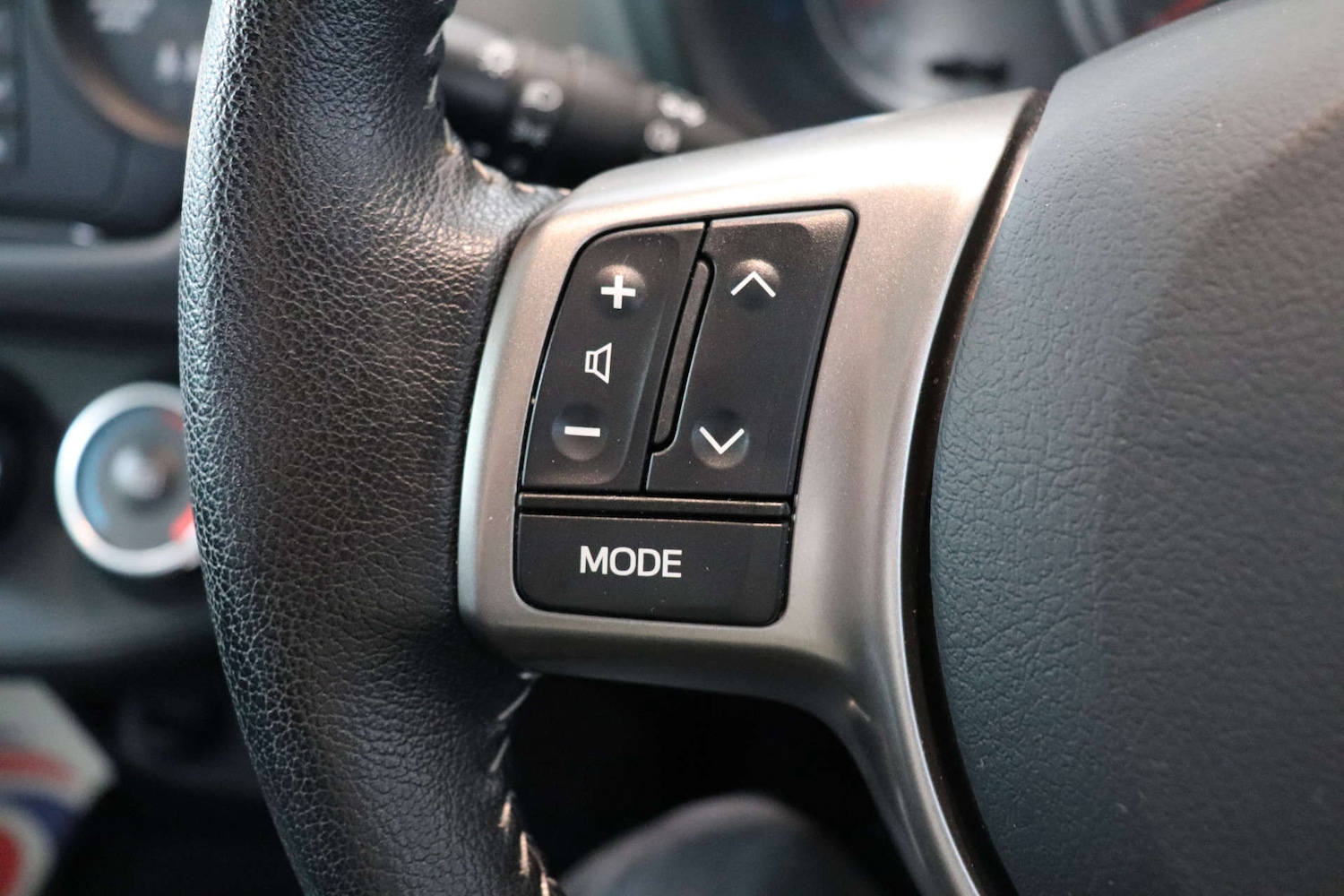 Used Toyota Yaris 2016 for sale - 76600835: Photo 49