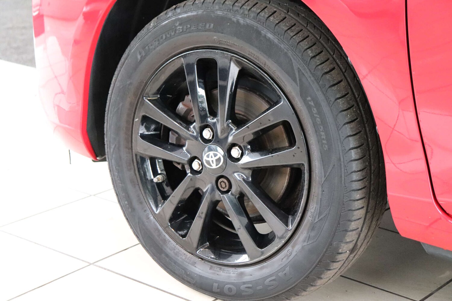 Used Toyota Yaris 2016 for sale - 76600835: Photo 88