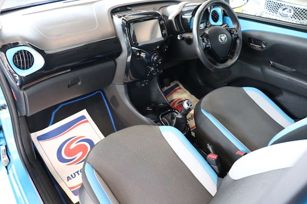 Used Toyota AYGO 2015 for sale - 72963003: Photo 31