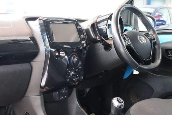 Used Toyota AYGO 2015 for sale - 72963003: Photo 35