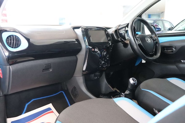 Used Toyota AYGO 2015 for sale - 72963003: Photo 4
