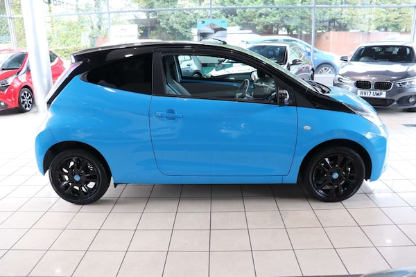 Used Toyota AYGO 2015 for sale - 72963003: Photo 9