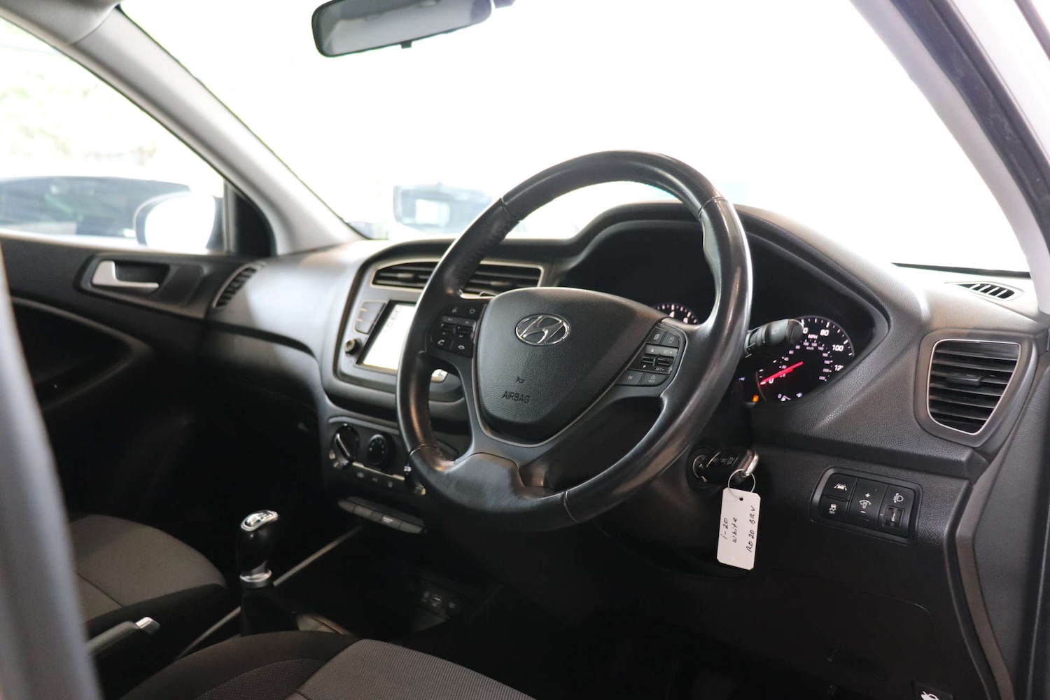 Used Hyundai i20 2020 for sale - 77313743: Photo 20