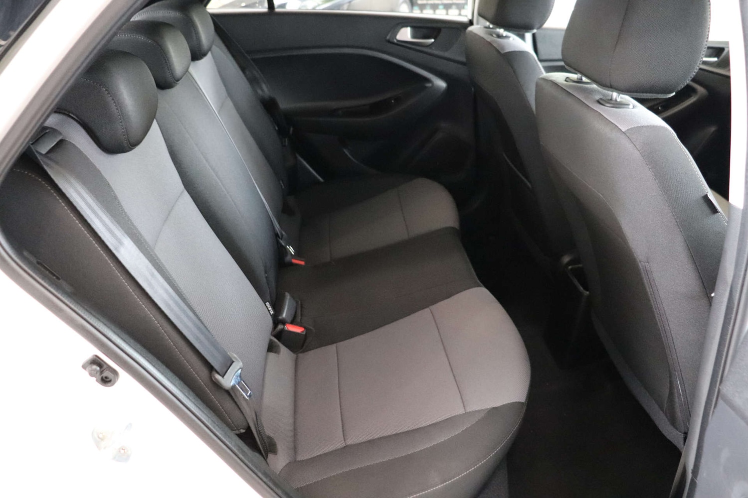 Used Hyundai i20 2020 for sale - 77313743: Photo 25