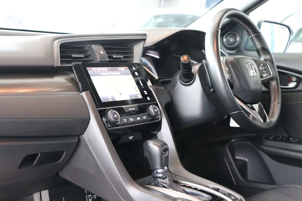 Used Honda Civic 2017 for sale - 74387380: Photo 37