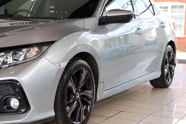 Used Honda Civic 2017 for sale - 74387380: Photo 68