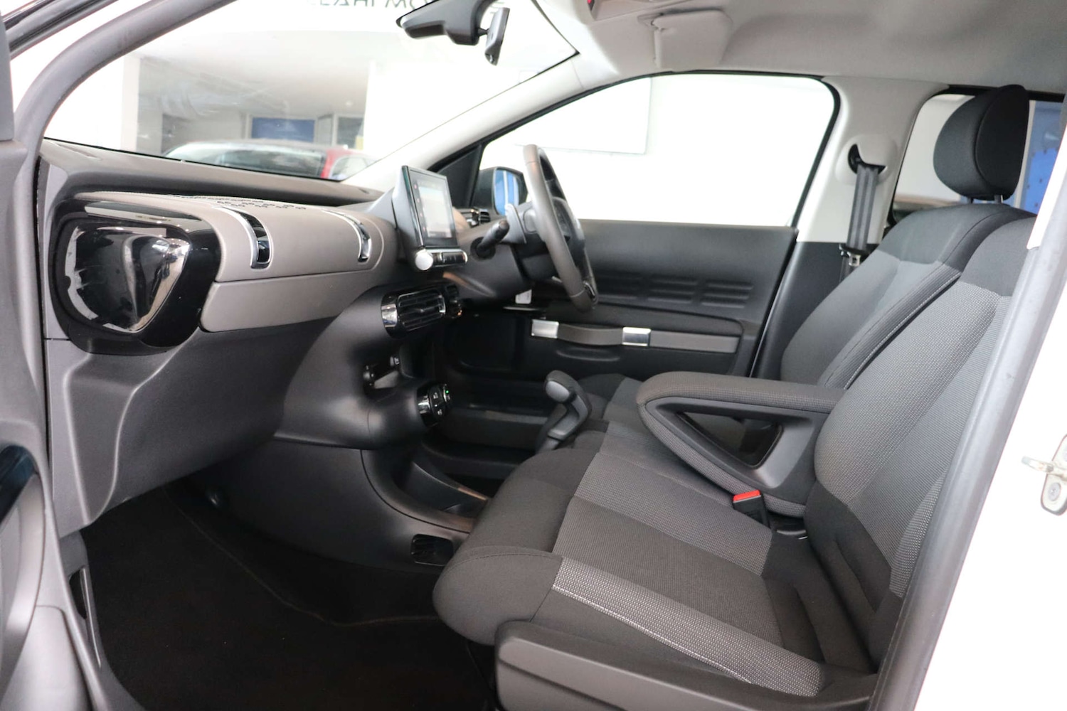 Used Citroen C4 Cactus 2017 for sale - 77616140: Photo 33