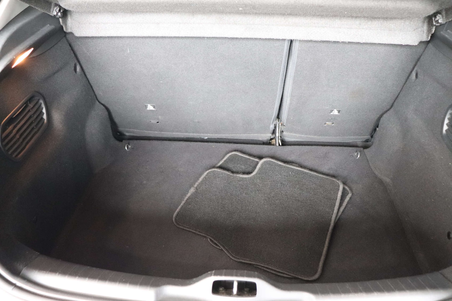 Used Citroen C4 Cactus 2017 for sale - 77616140: Photo 52