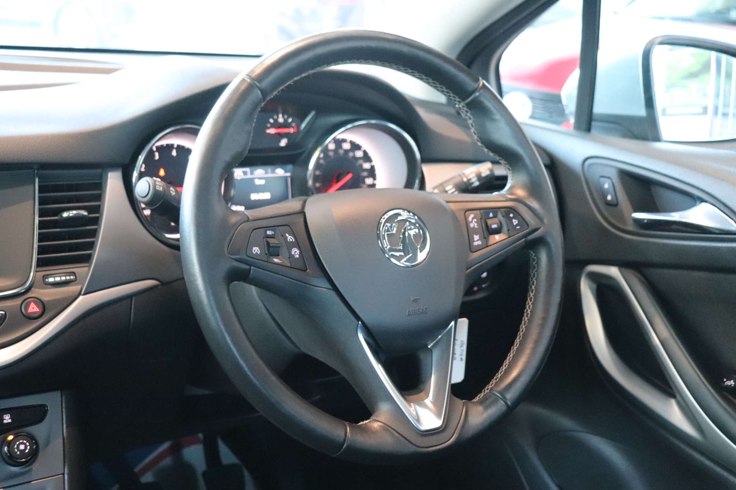 Used Vauxhall Astra 2017 for sale - 77094211: Photo 16