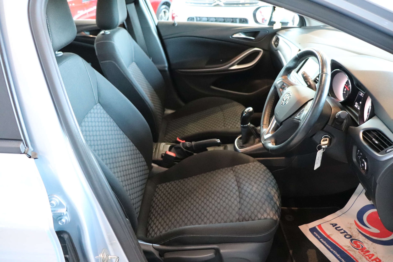 Used Vauxhall Astra 2017 for sale - 77094211: Photo 18