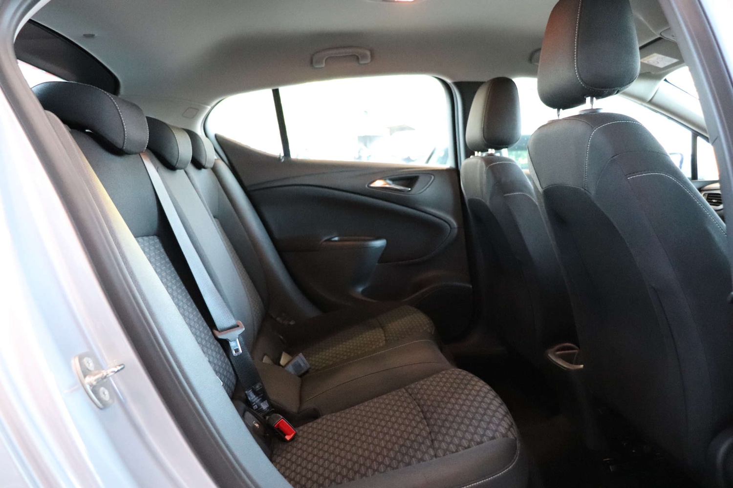 Used Vauxhall Astra 2017 for sale - 77094211: Photo 26