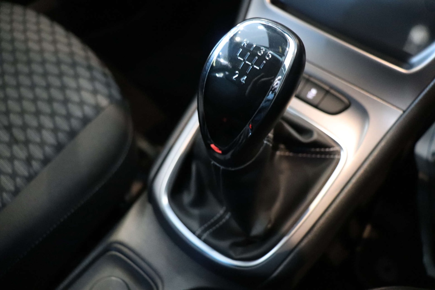 Used Vauxhall Astra 2017 for sale - 77094211: Photo 46