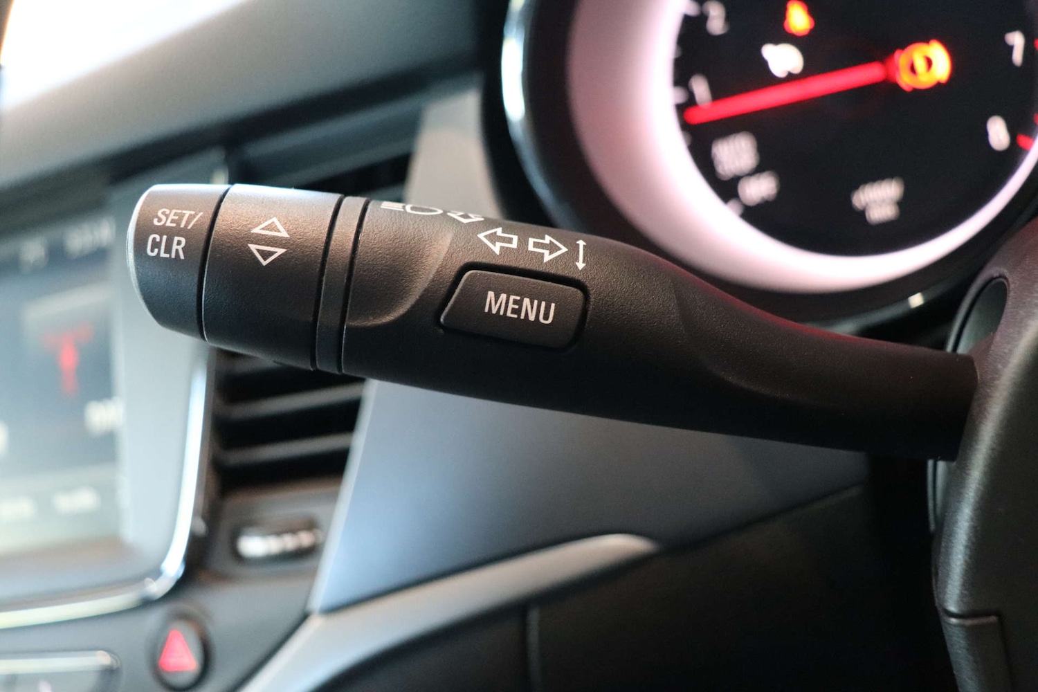 Used Vauxhall Astra 2017 for sale - 77094211: Photo 50