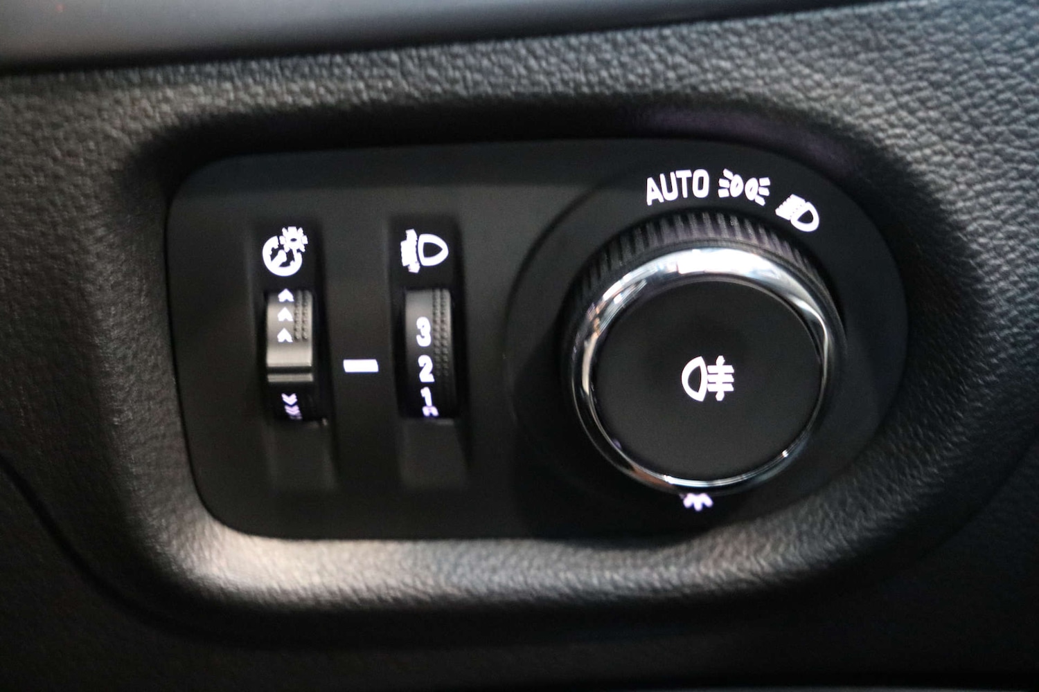 Used Vauxhall Astra 2017 for sale - 77094211: Photo 52