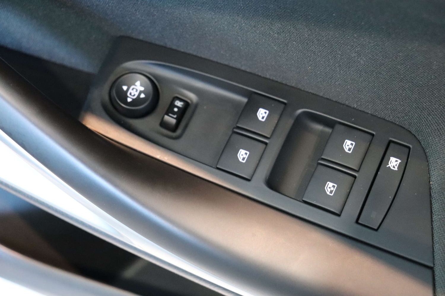 Used Vauxhall Astra 2017 for sale - 77094211: Photo 53