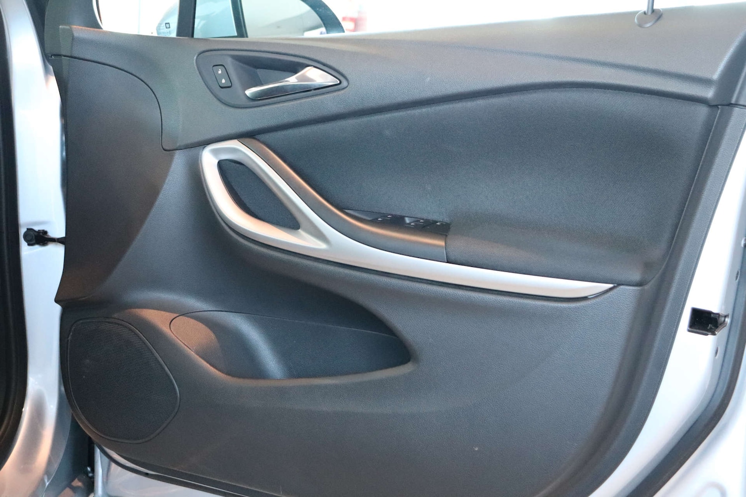 Used Vauxhall Astra 2017 for sale - 77094211: Photo 54