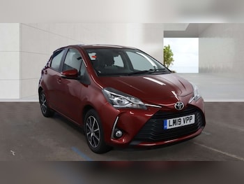 Used Toyota Yaris 2019 for sale - 79384408: Photo