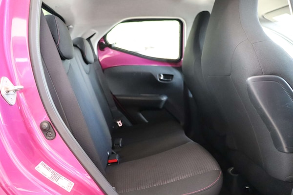 Used Toyota AYGO 2019 for sale - 76005228: Photo 26