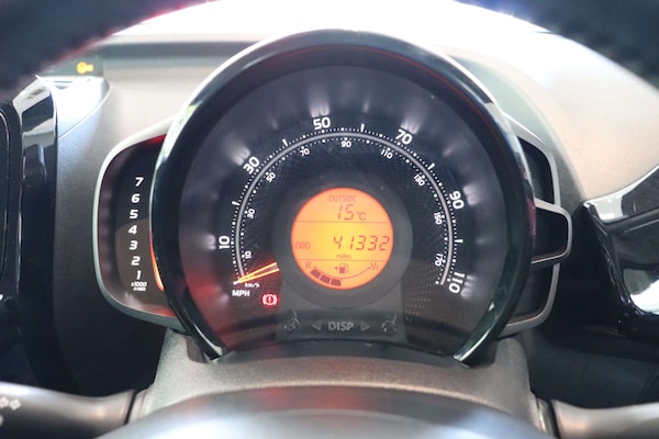 Used Toyota AYGO 2019 for sale - 76005228: Photo 40