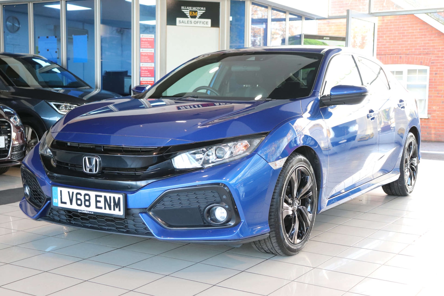Used Honda Civic 2018 for sale - 77022665: Photo 2