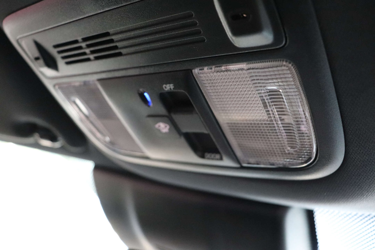 Used Honda Civic 2018 for sale - 77022665: Photo 47