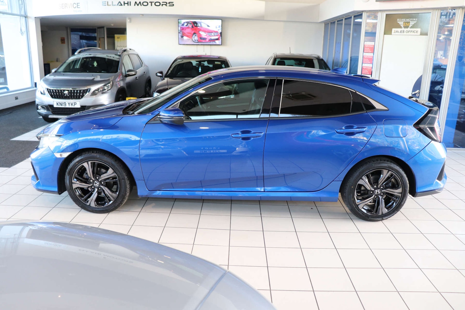 Used Honda Civic 2018 for sale - 77022665: Photo 5