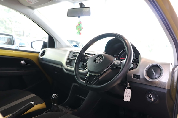 Used Volkswagen up! 2016 for sale - 74896993: Photo 20