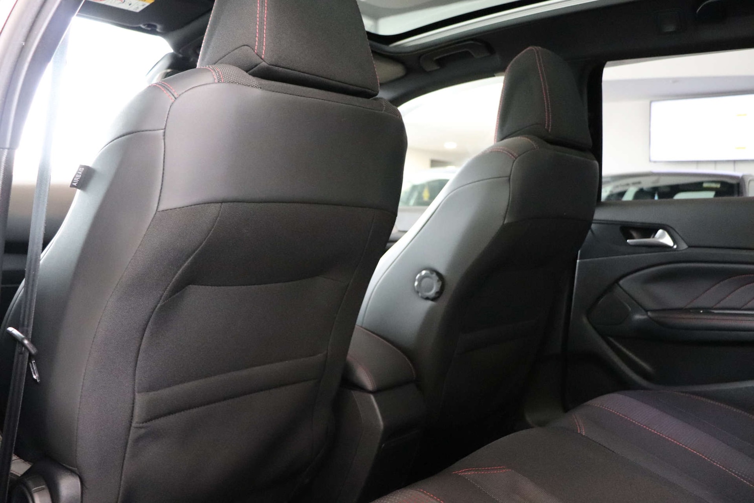 Used Peugeot 308 2020 for sale - 76331497: Photo 32