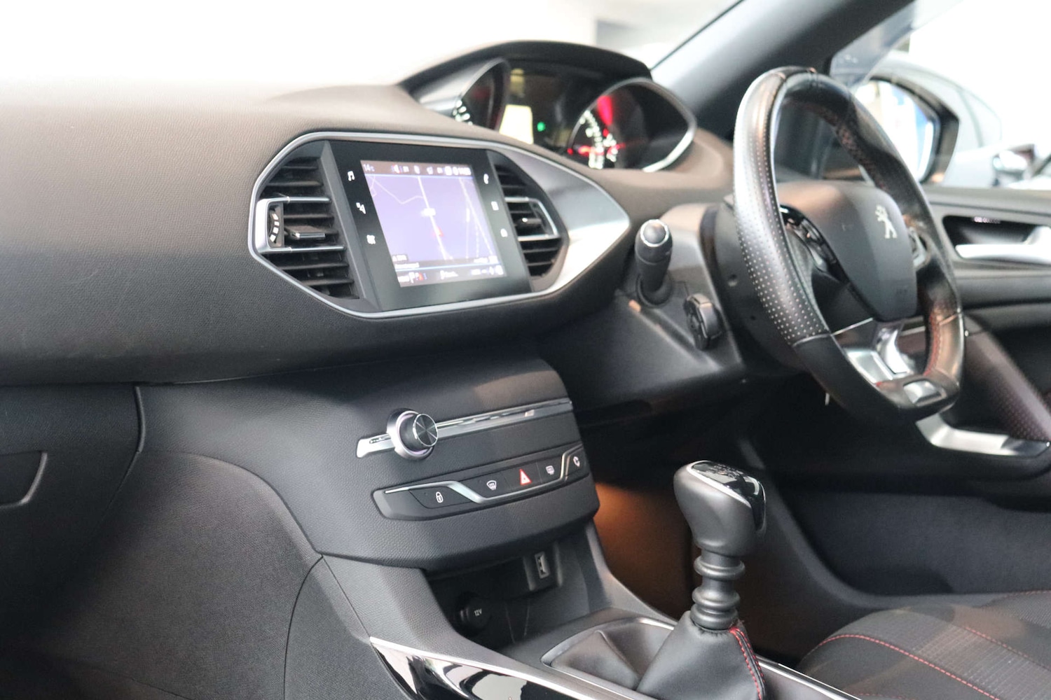 Used Peugeot 308 2020 for sale - 76331497: Photo 39