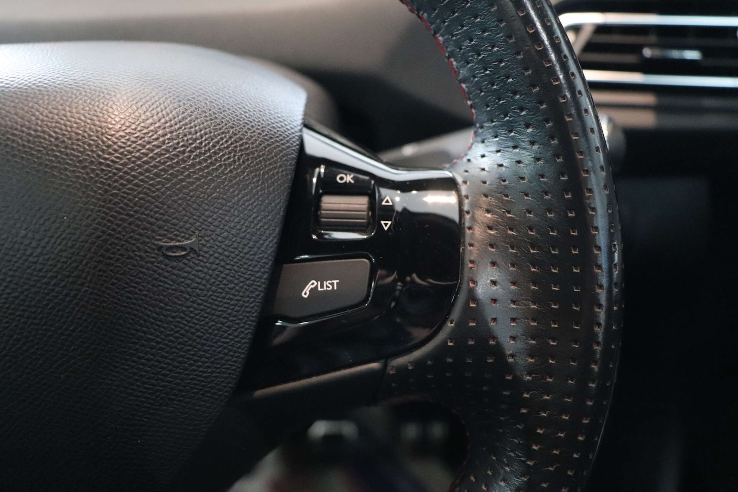Used Peugeot 308 2020 for sale - 76331497: Photo 53