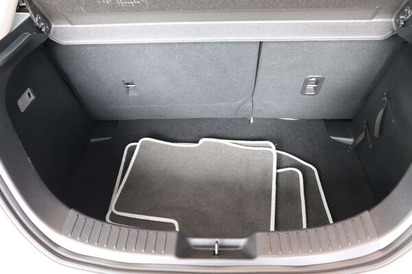 Used Mazda Mazda2 2020 for sale - 75513332: Photo 54