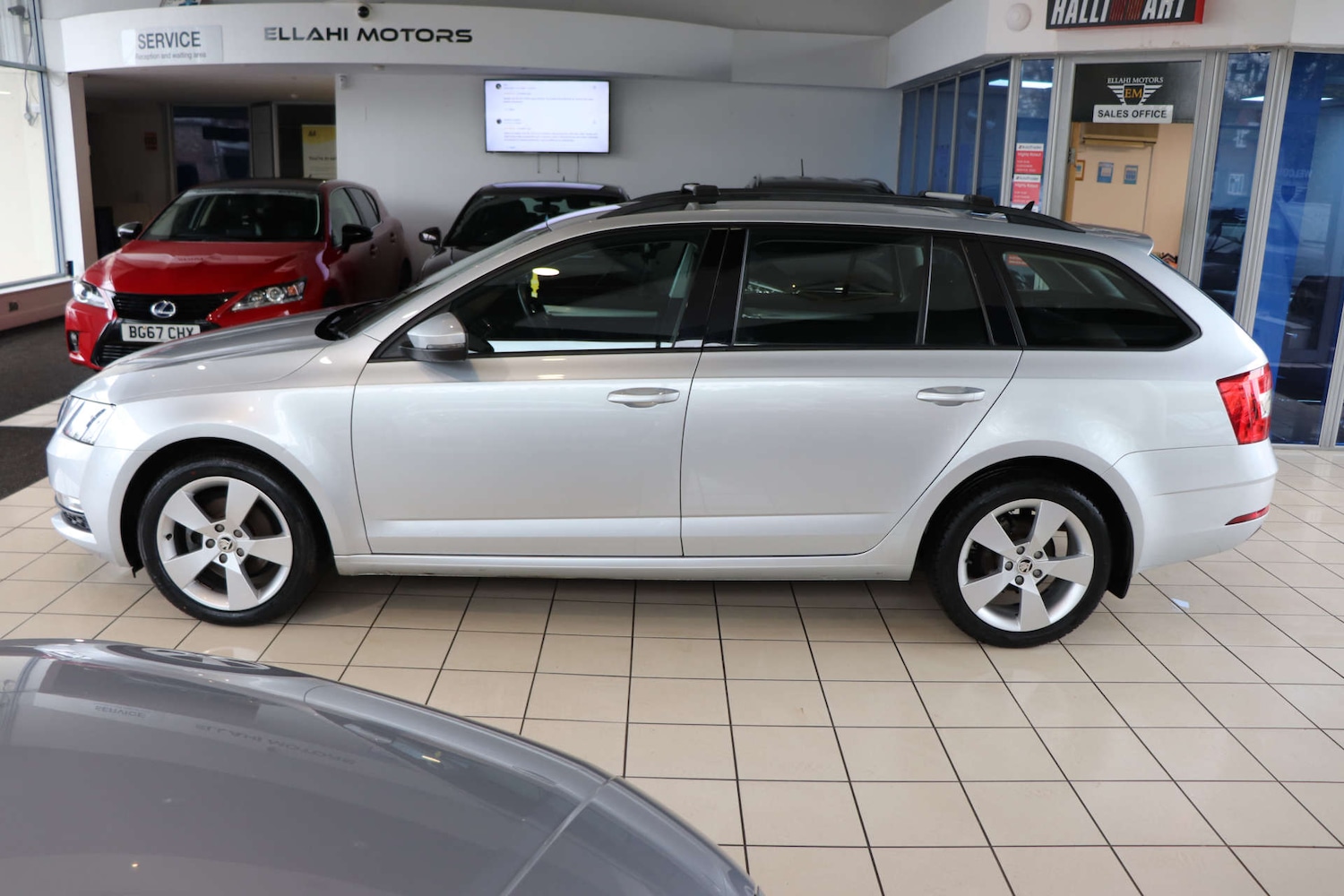 Used Skoda Octavia 2020 for sale - 76577457: Photo 5