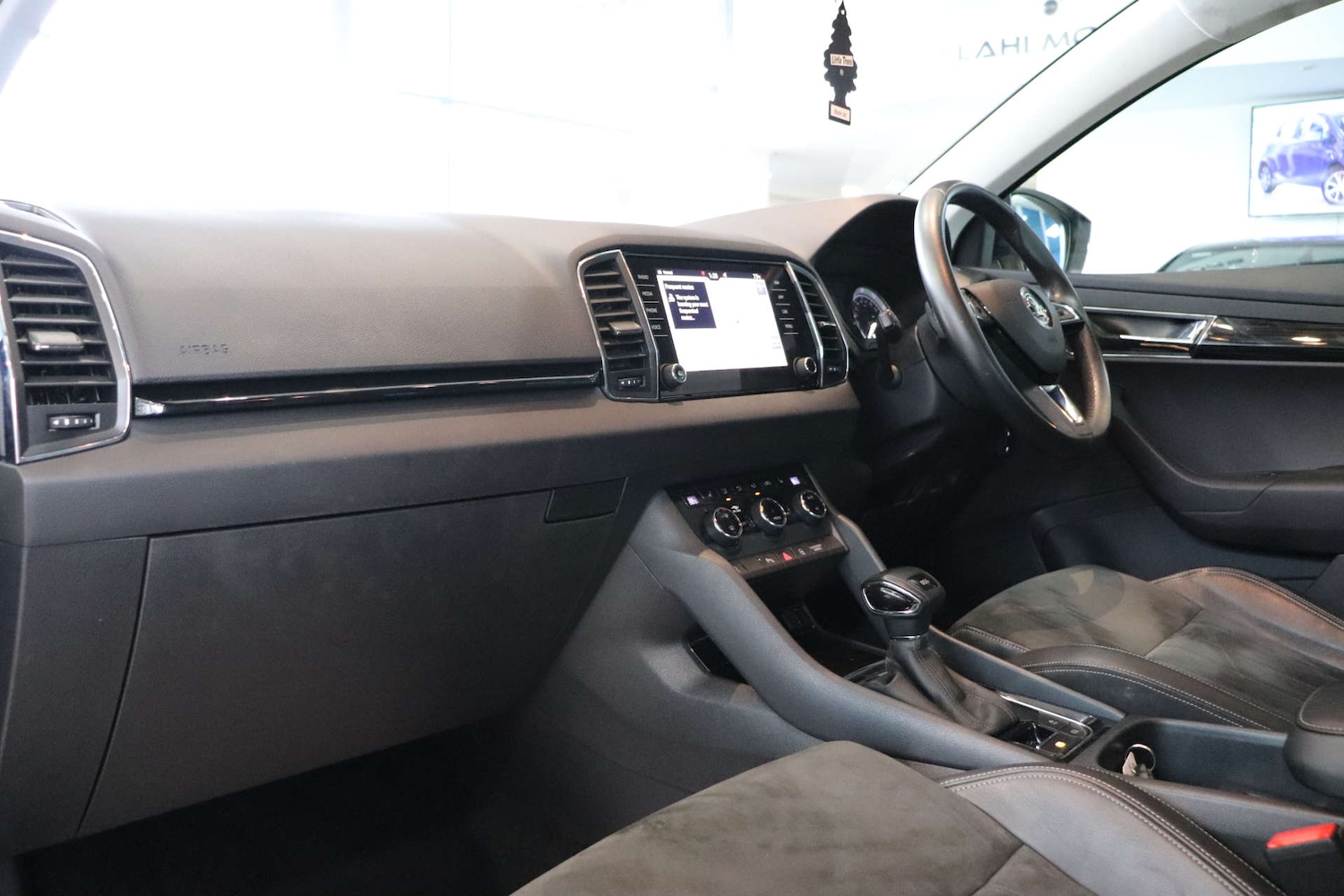 Used Skoda Karoq 2020 for sale - 76836454: Photo 4