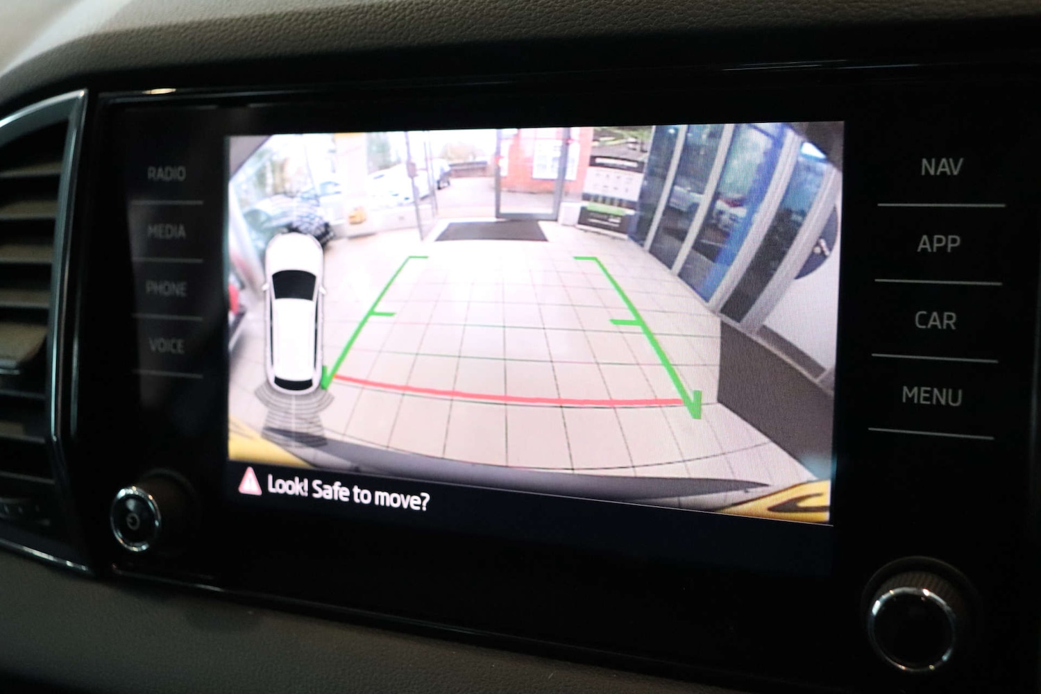 Used Skoda Karoq 2020 for sale - 76836454: Photo 42