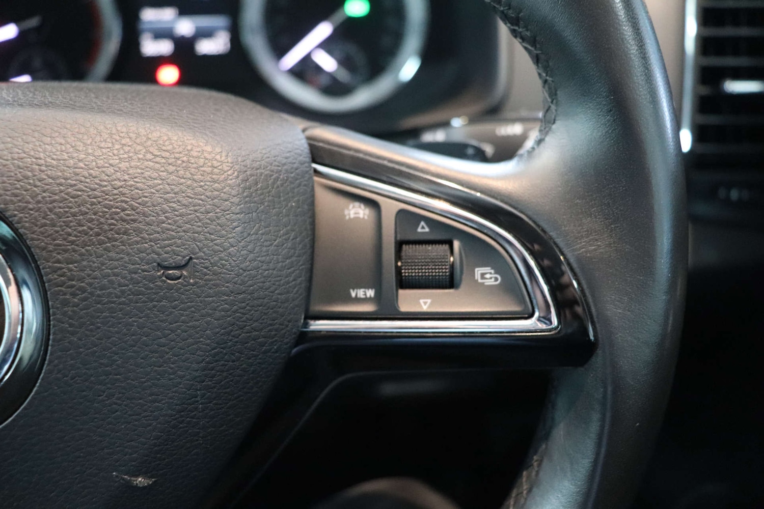 Used Skoda Karoq 2020 for sale - 76836454: Photo 53