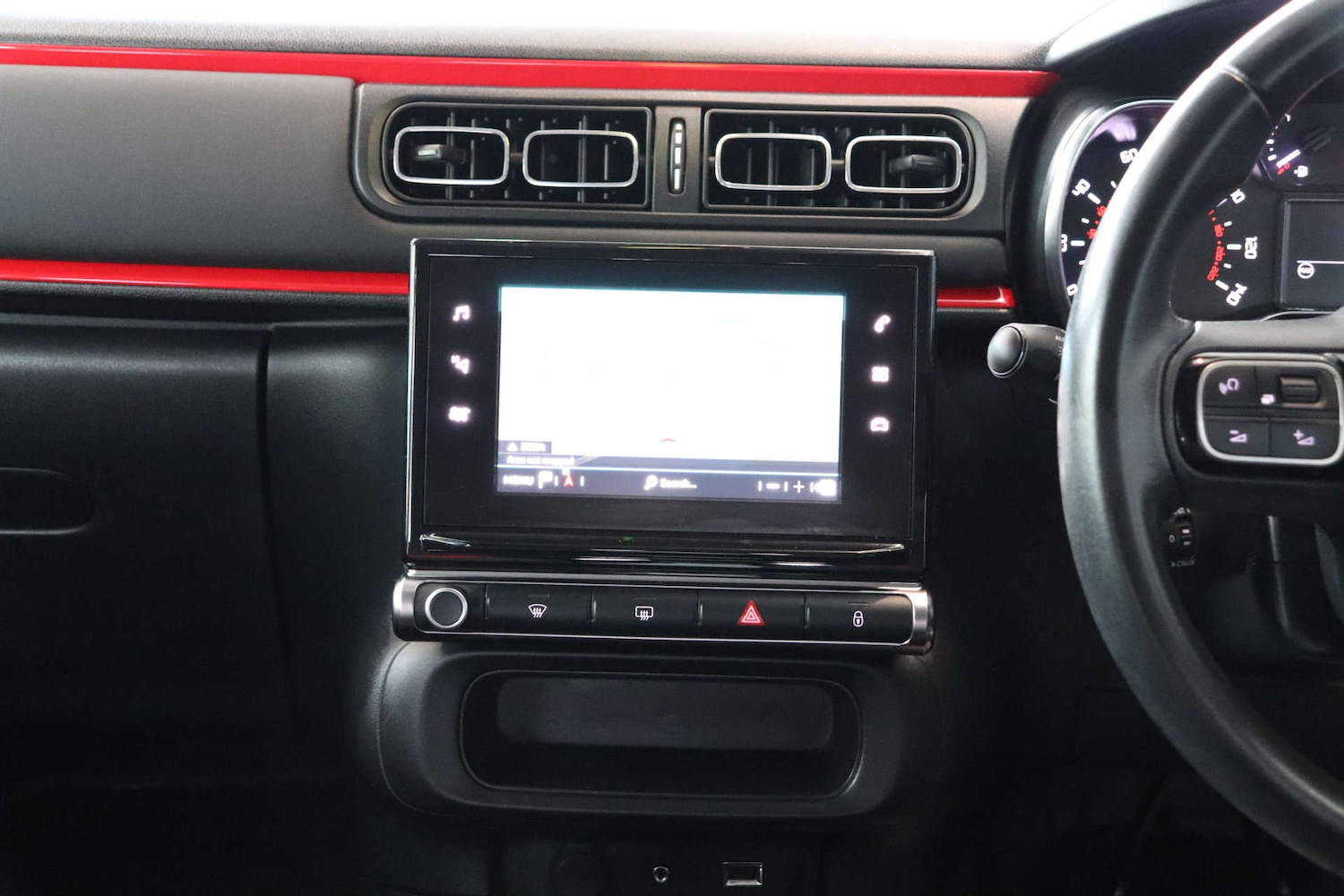 Used Citroen C3 2018 for sale - 76414902: Photo 15