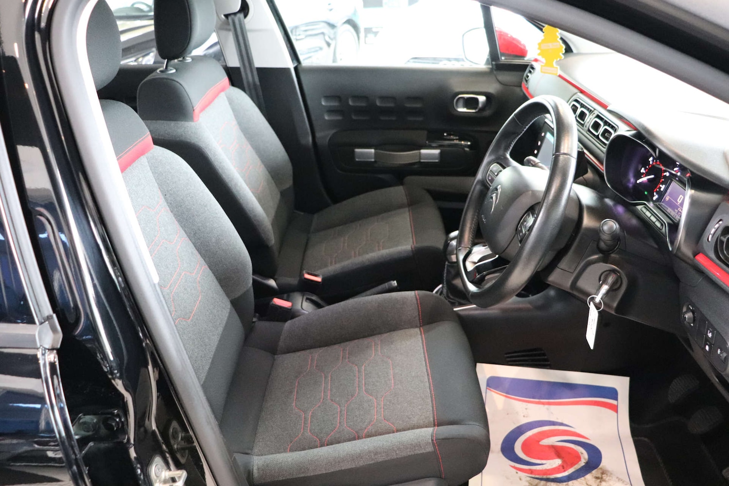 Used Citroen C3 2018 for sale - 76414902: Photo 18