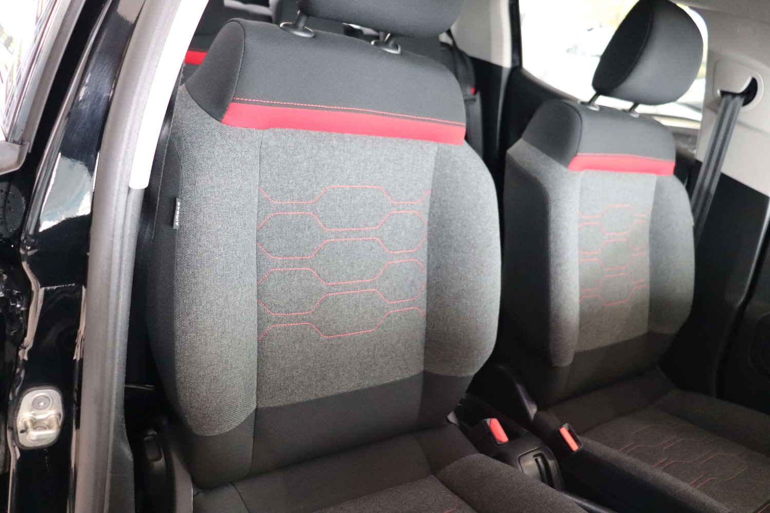 Used Citroen C3 2018 for sale - 76414902: Photo 23