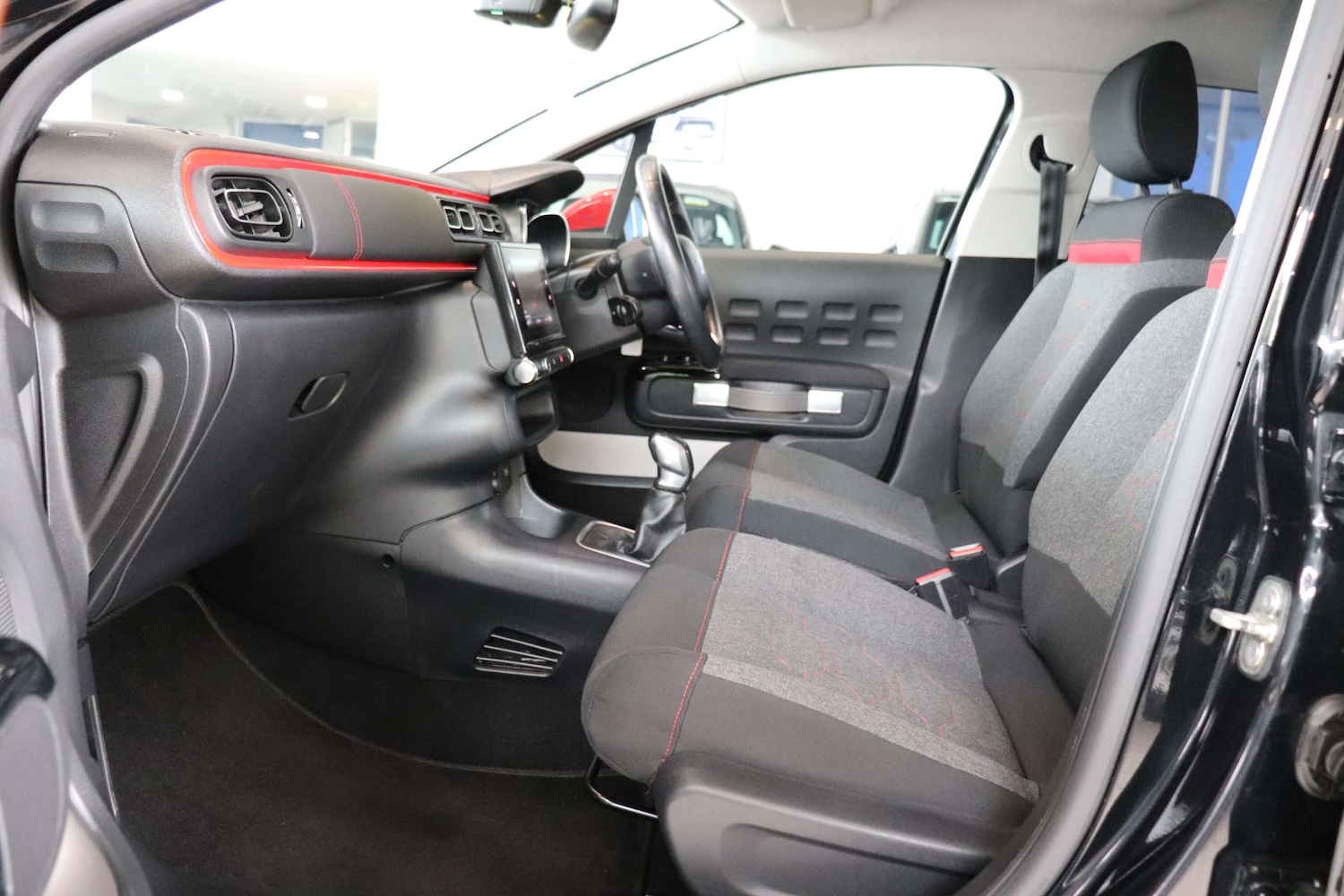 Used Citroen C3 2018 for sale - 76414902: Photo 34