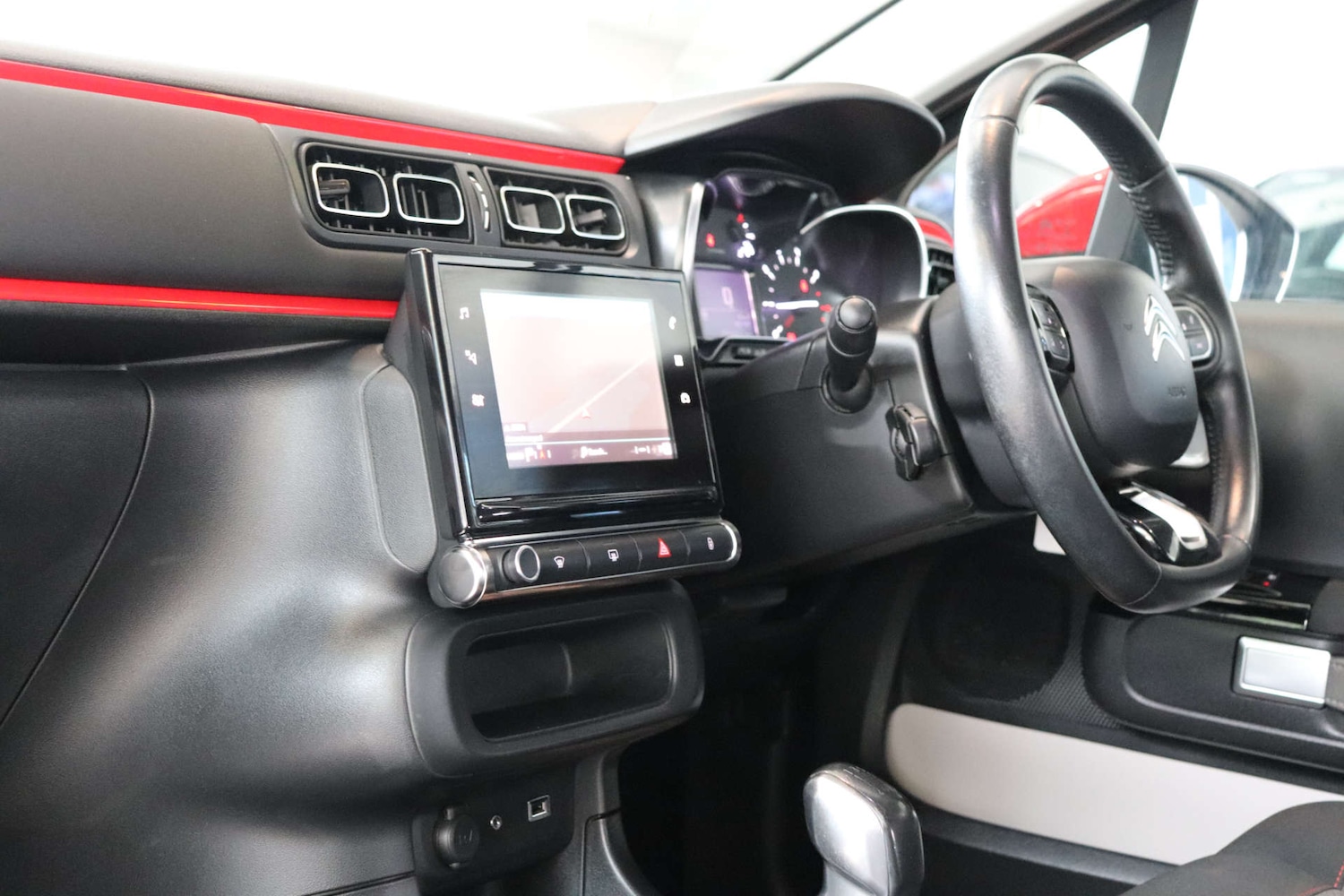 Used Citroen C3 2018 for sale - 76414902: Photo 37