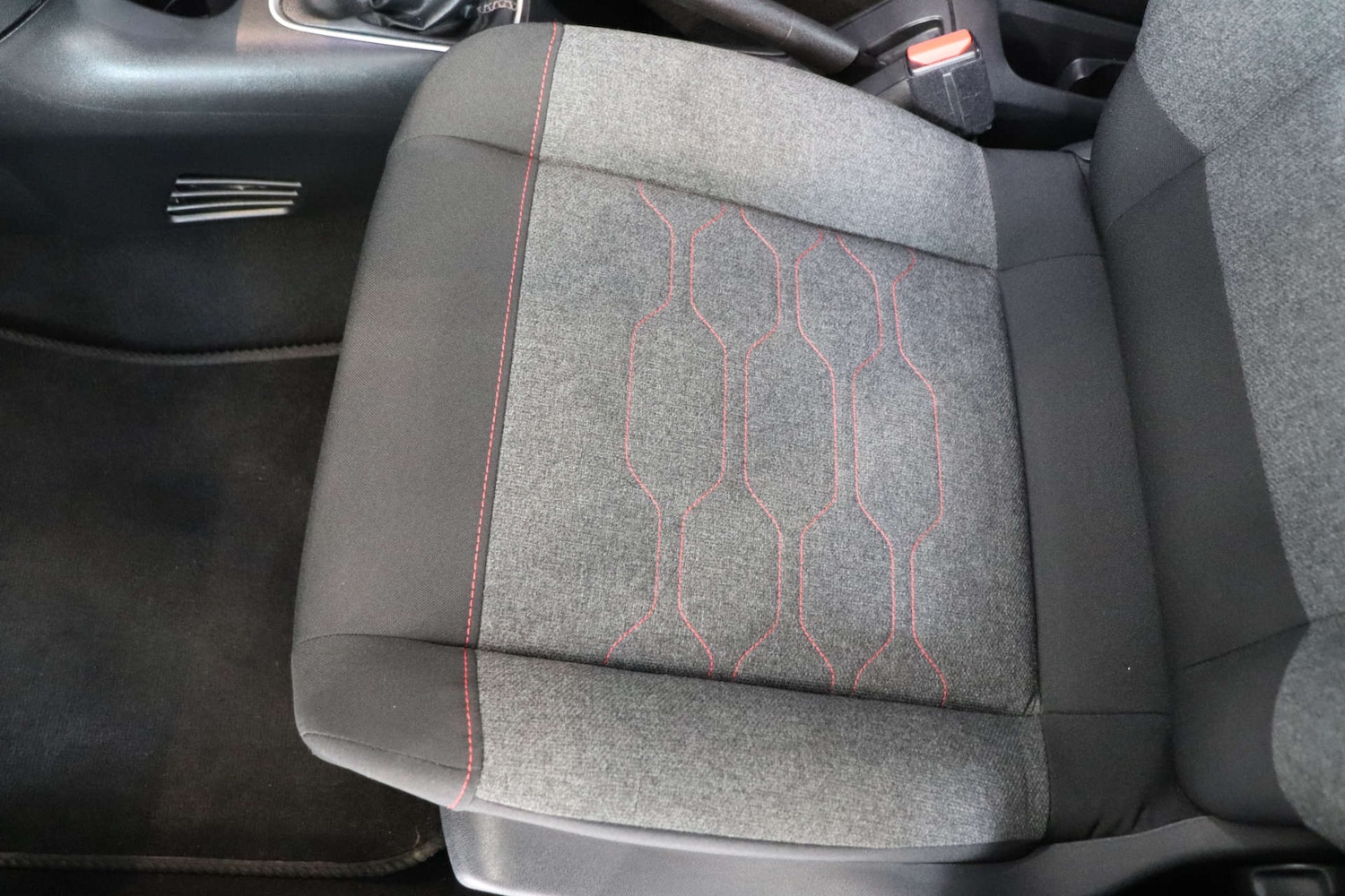 Used Citroen C3 2018 for sale - 76414902: Photo 38