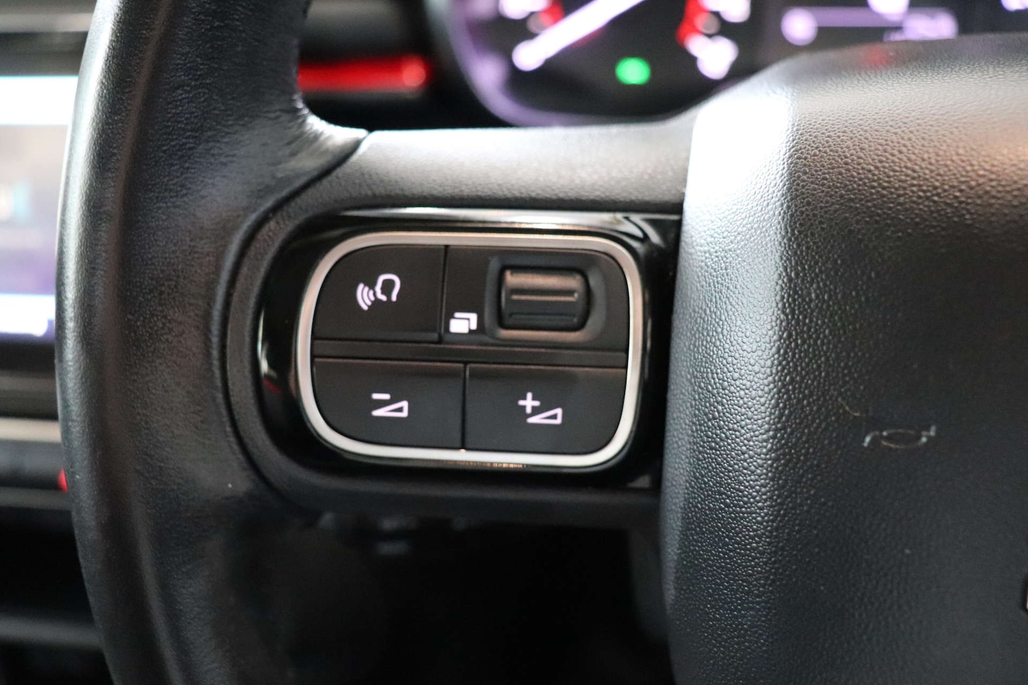 Used Citroen C3 2018 for sale - 76414902: Photo 49