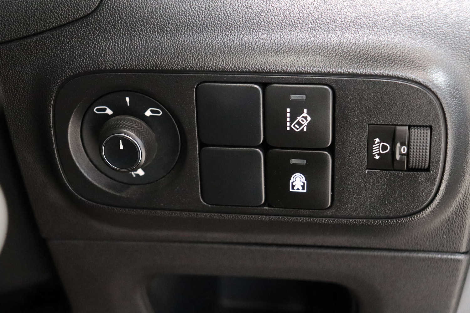 Used Citroen C3 2018 for sale - 76414902: Photo 54