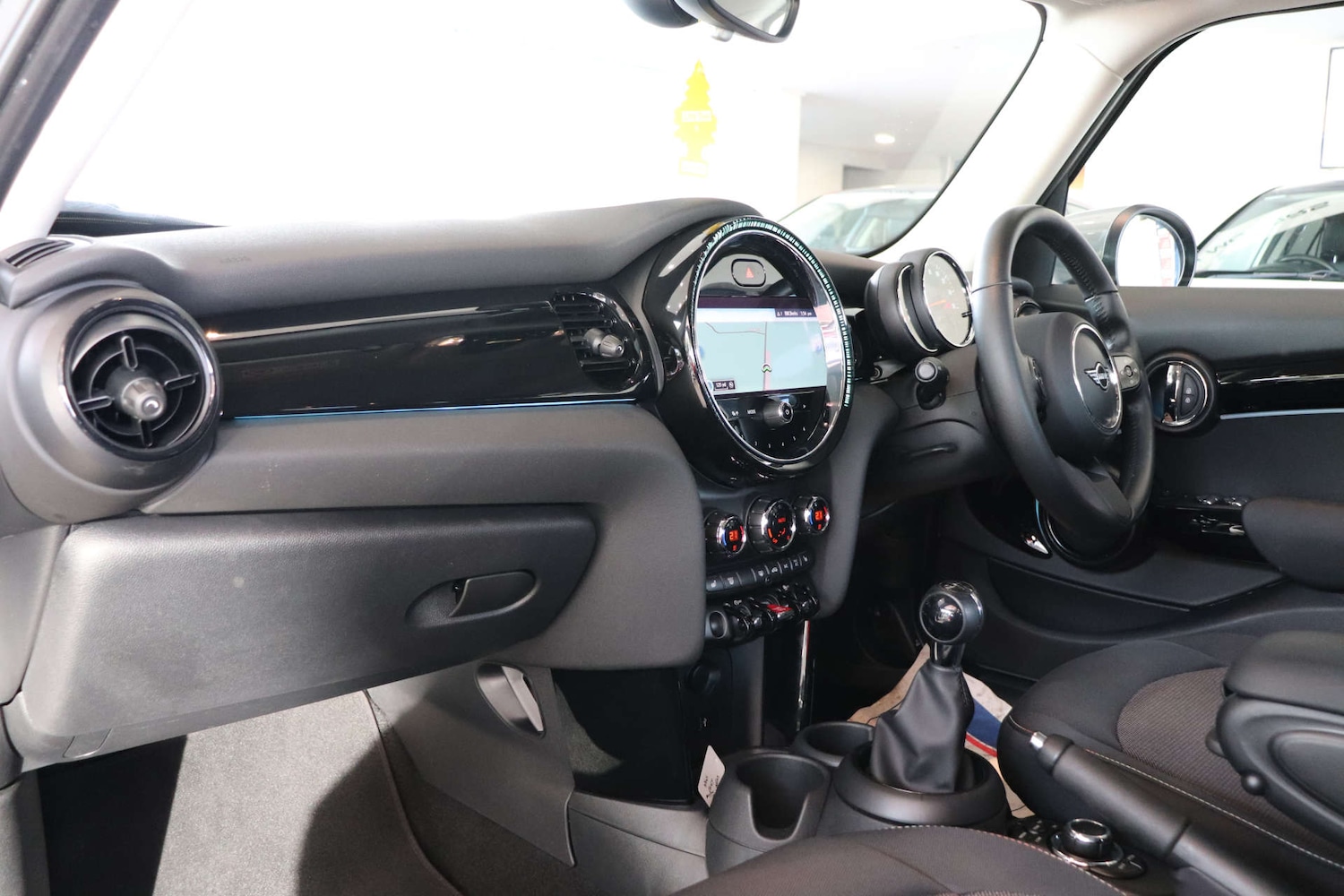 Used MINI Hatch 2022 for sale - 77313725: Photo 4