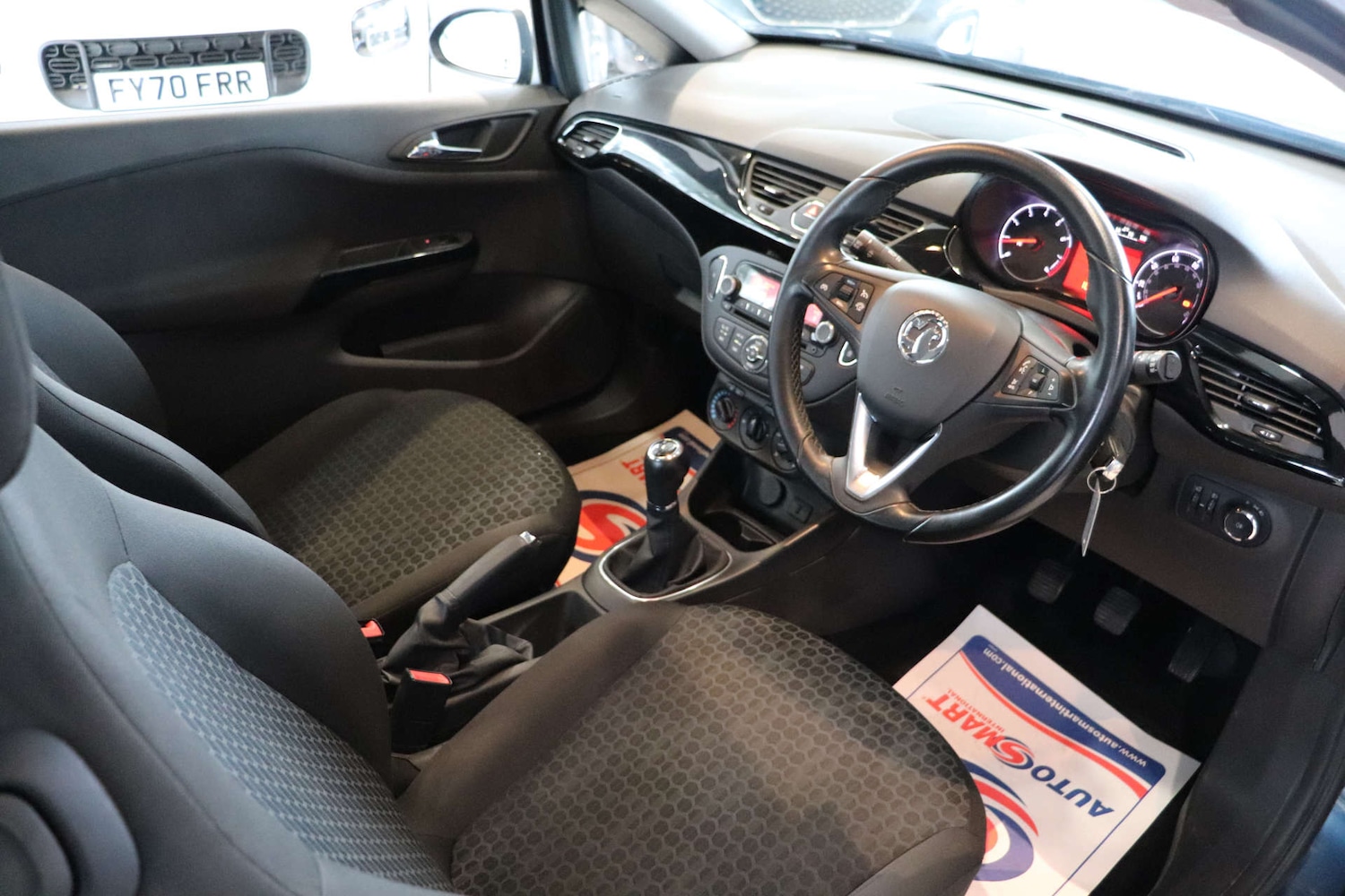 Used Vauxhall Corsa 2015 for sale - 77077437: Photo 16